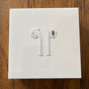 Apple AirPods 2nd Generation